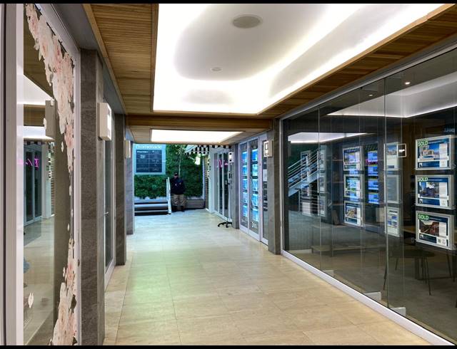 60M² RETAIL TO LET IN CAMPS BAY